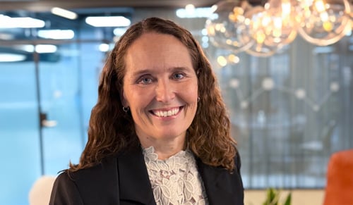 Line_Møller_Mærsk_Lundhs_AS_1200px_WEB